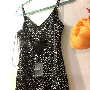 Satin Polka Dot Maxi Dress🖤